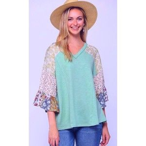 New Gigio Size S L Mint with Multicolor Print Mix Ruffle Sleeve Solid V-neck Top